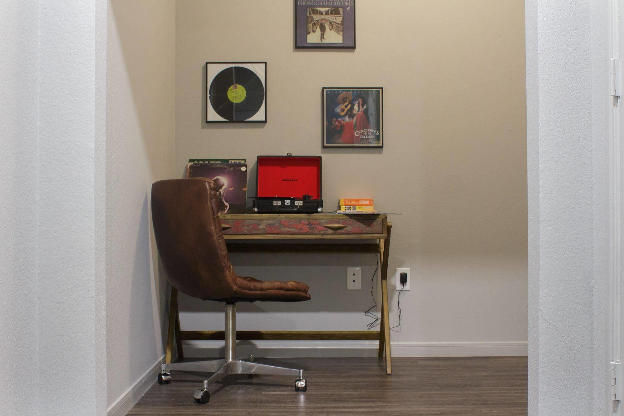 Aparthotel The Guild Music District Red River St à Austin Extérieur photo