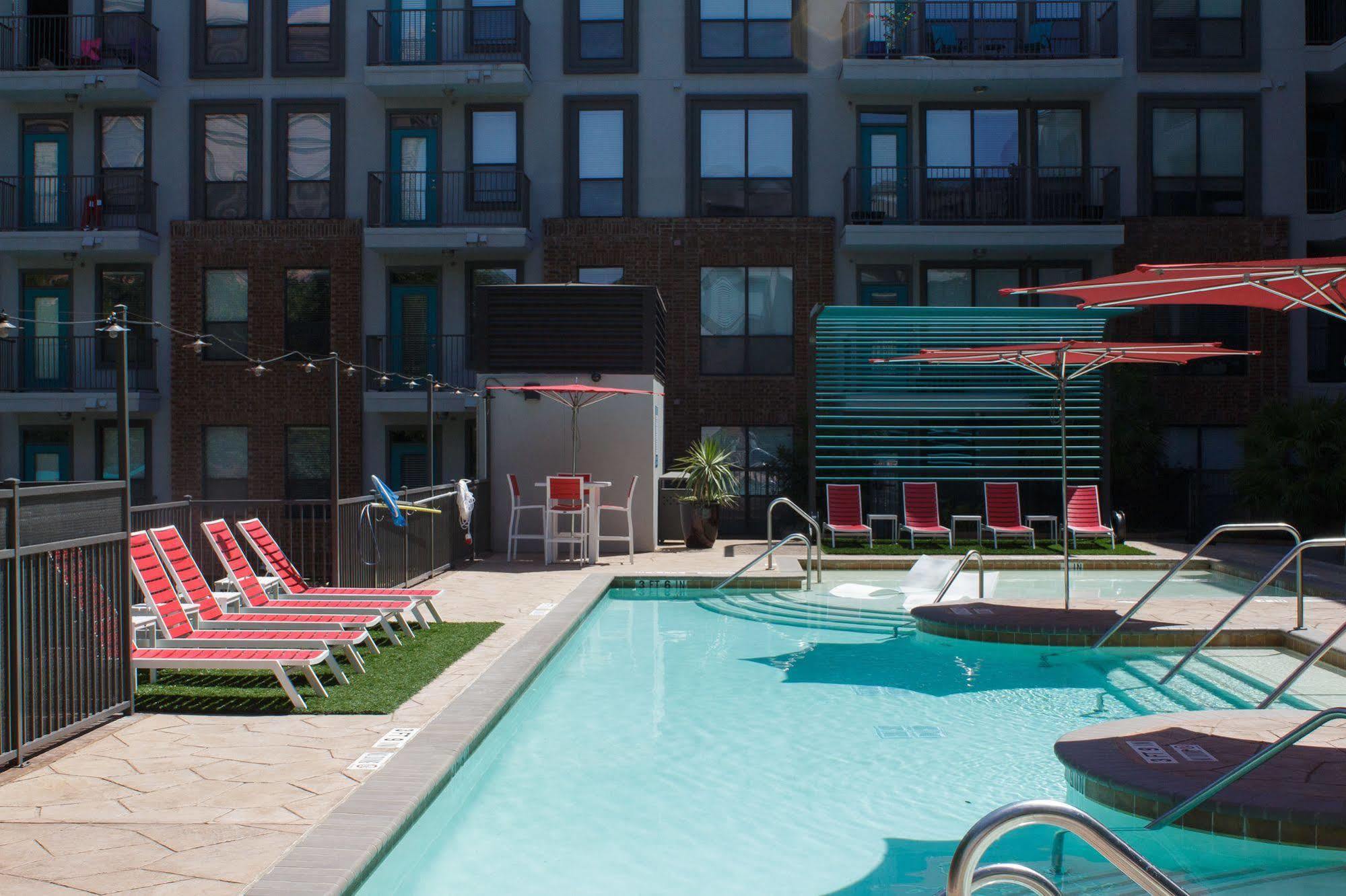Aparthotel The Guild Music District Red River St à Austin Extérieur photo